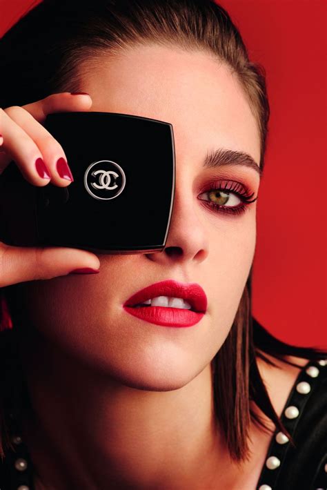 kristen stewart chanel